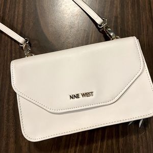 Nine West small crossbody or clutch. White. Detachable wallet